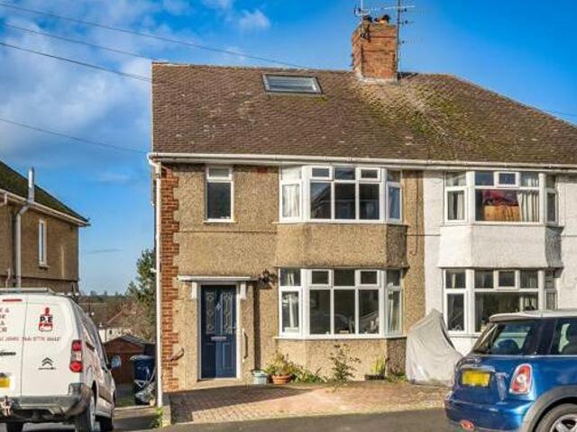 House for sale in The Slade, Oxfordshire