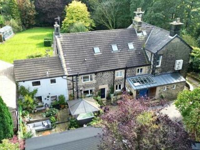 House for sale in Lyons, Greater London