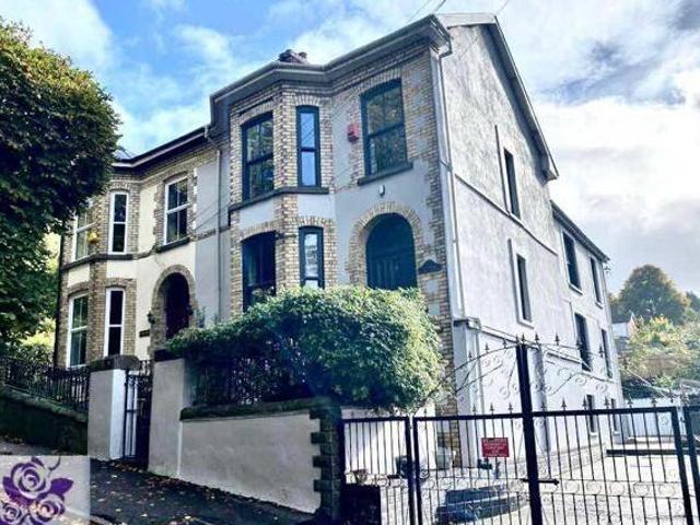 House for sale in City of London, Greater London