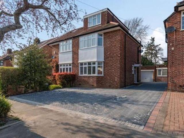 House for sale in Pinner, Greater London