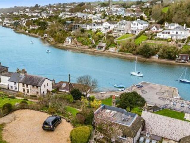House for sale in Follaton, Strode