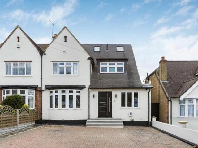 House for sale in Potters Bar, Hertsmere