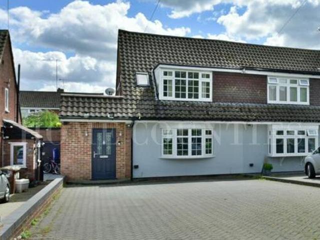House for sale in Potters Bar, Hertsmere