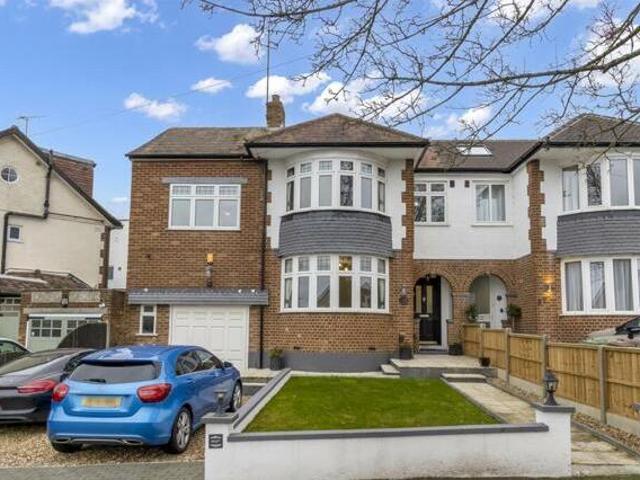House for sale in Potters Bar, Hertfordshire