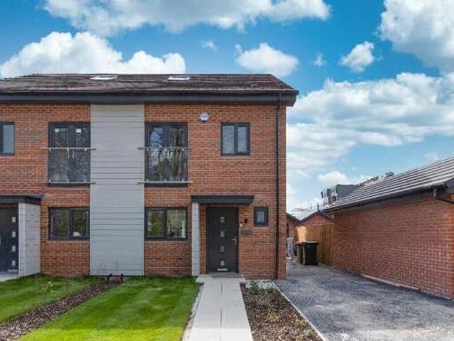 House for sale in Higher Bartle, Lancashire