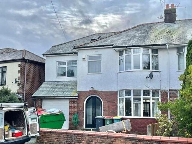 House for sale in Sharoe Green, Higher Bartle