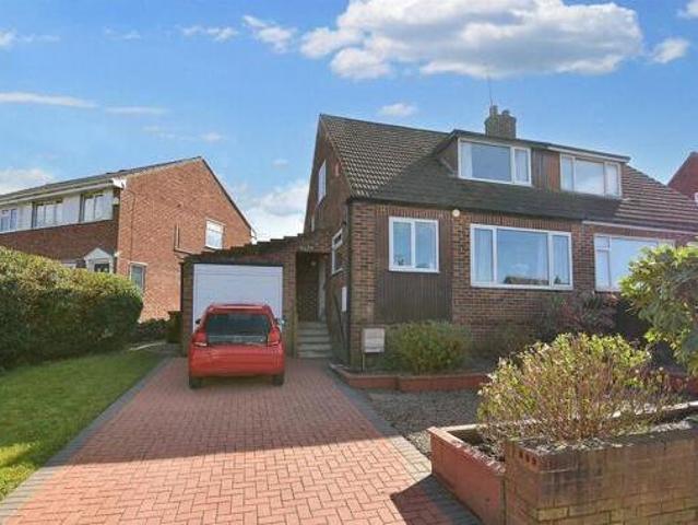 House for sale in Pudsey, West Yorkshire