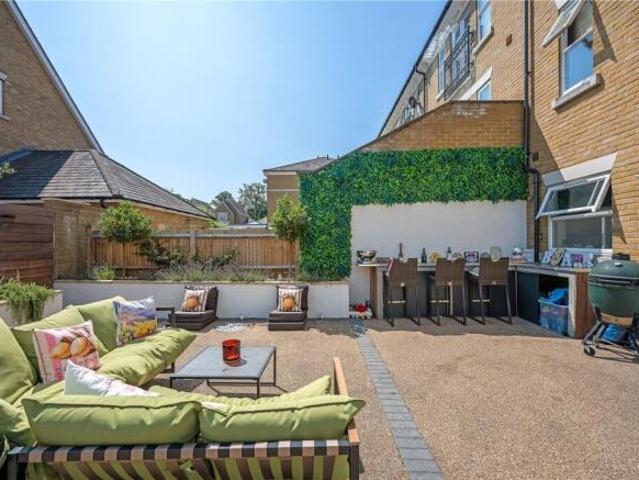 Farm for sale in Beckenham, Greater London
