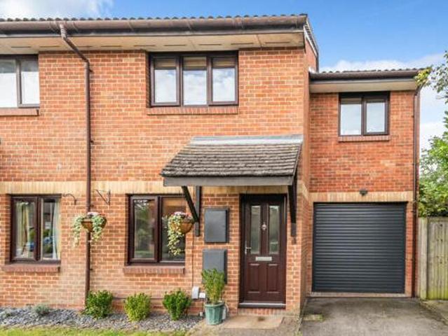 House for sale in Reading