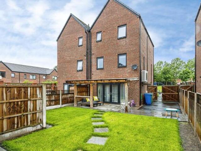 Farm for sale in Georgia, Greater Manchester