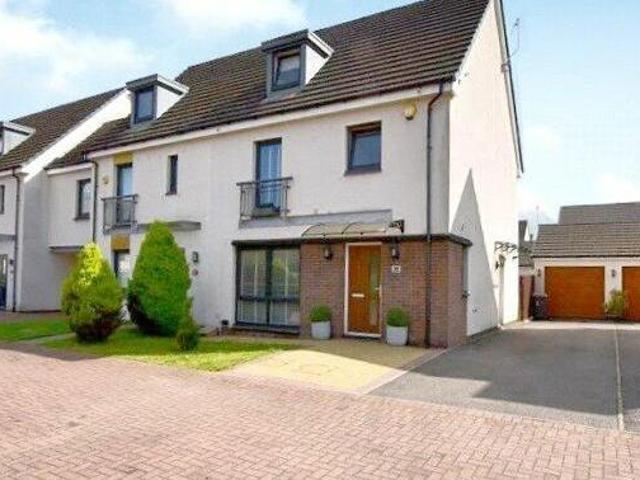 House for sale in Ferry Village, Renfrew