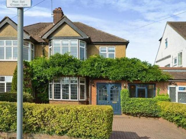 House for sale in Batchworth, Hertfordshire