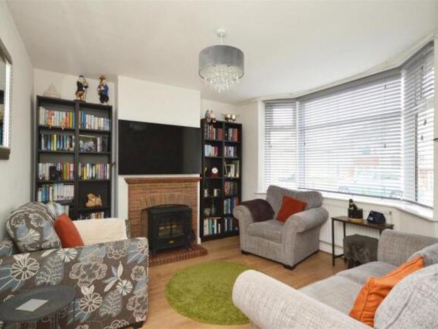 Farm for sale in Allt-yr-yn, Wales
