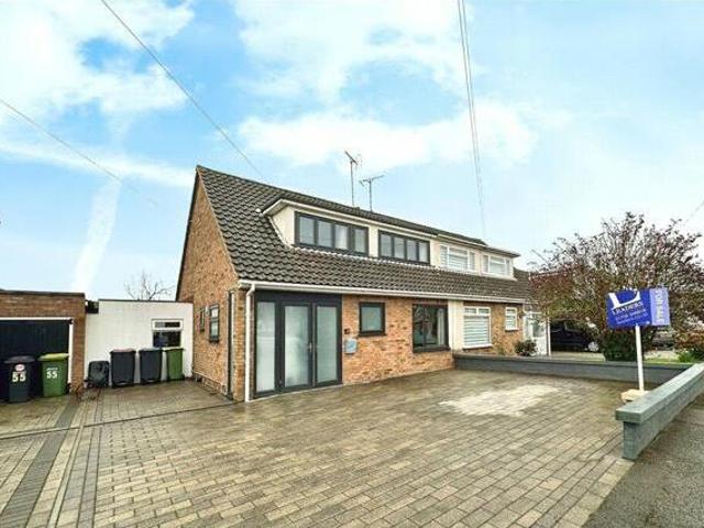 House for sale in Stroud Green, Barling