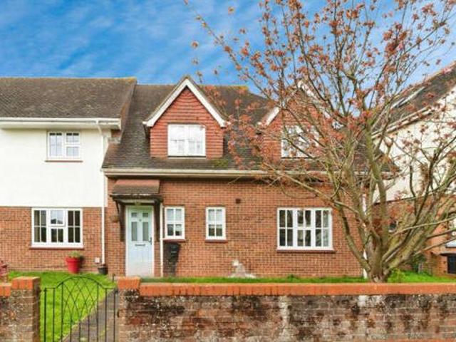 House for sale in Stroud Green, Barling