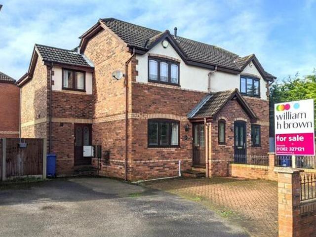 House for sale in Rossington, South Yorkshire