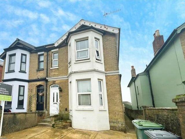 House for sale in Binstead, Ryde