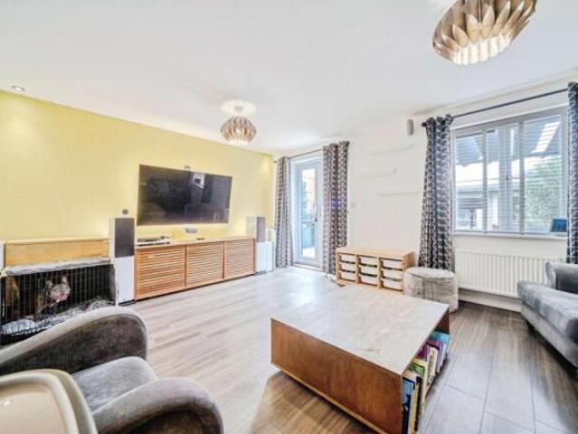Farm for sale in Old Bletchley, Milton Keynes