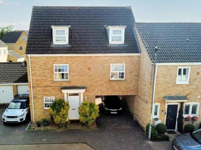 House for sale in Huntingdon