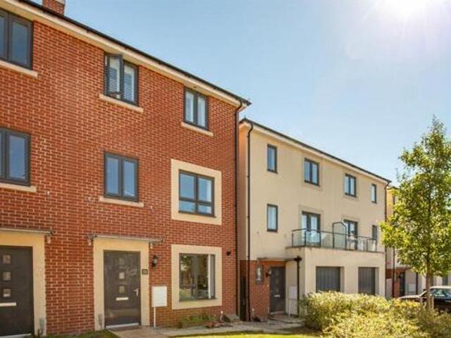 House for sale in Feckenham, City Of Bristol