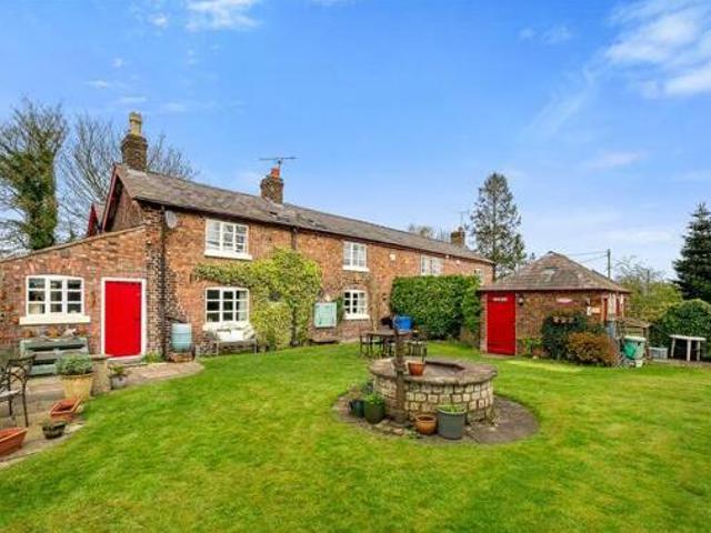 House for sale in Lyons, Greater London