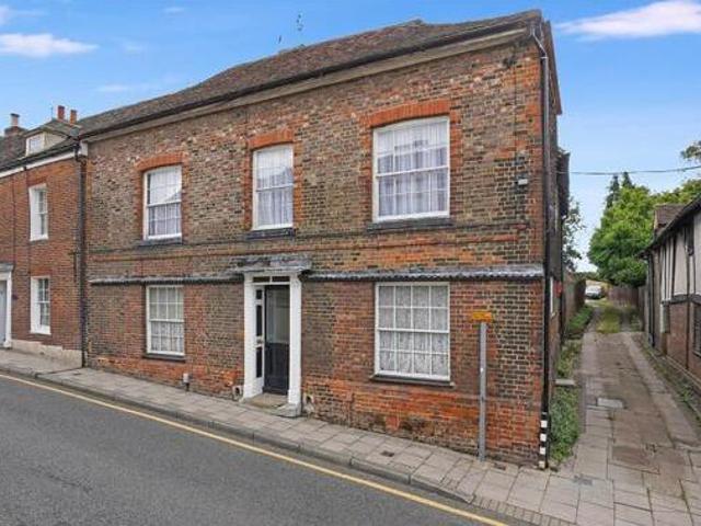 House for sale in Oad Street, Kent