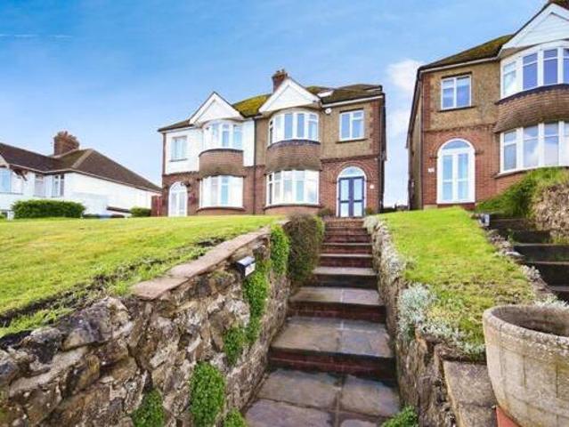 House for sale in Oad Street, Kent