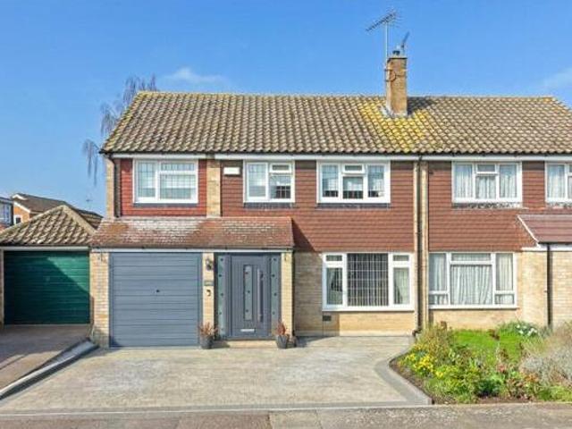 House for sale in Oad Street, Kent