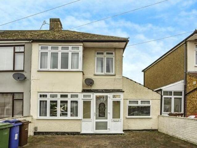 House for sale in South Ockendon, Essex