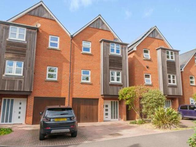 House for sale in Barton Stacey, Hampshire