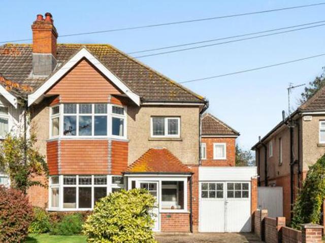 House for sale in Barton Stacey, Hampshire