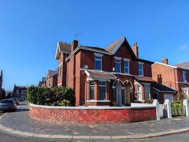 House for sale in Southport, Sefton