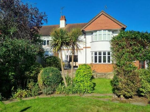 House for sale in Northampton, Northamptonshire