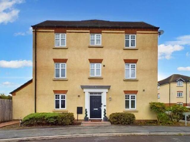 House for sale in Spring Gardens, Frankwell