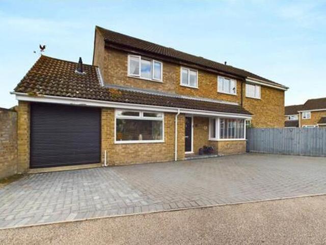 House for sale in Lyons, Greater London