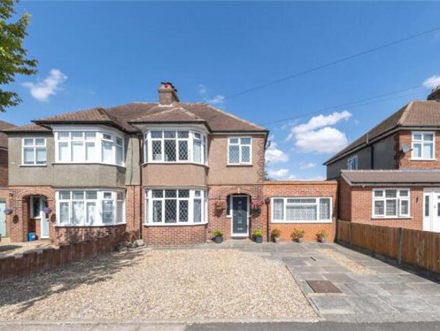 Farm for sale in Luton
