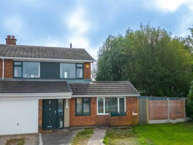 House for sale in Camp Hill, Warwickshire