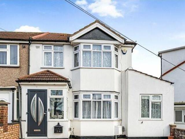 House for sale in Little Stanmore, Greater London