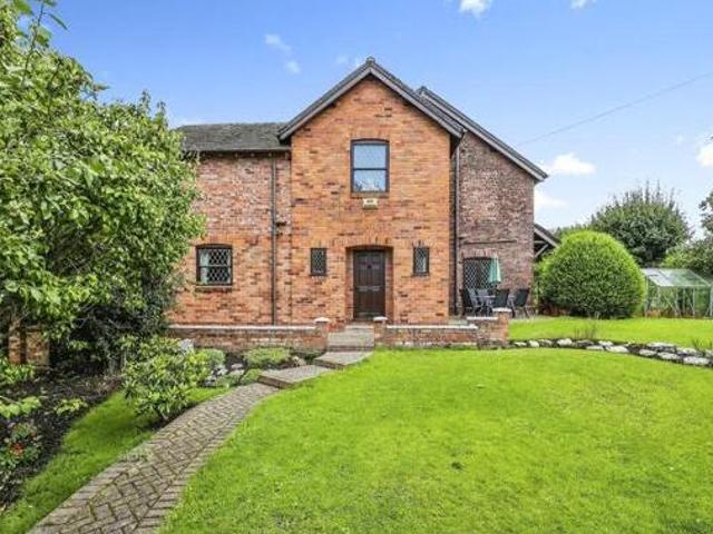 House for sale in Lyons, Greater London