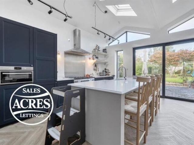 Farm for sale in Wylde Green, Birmingham