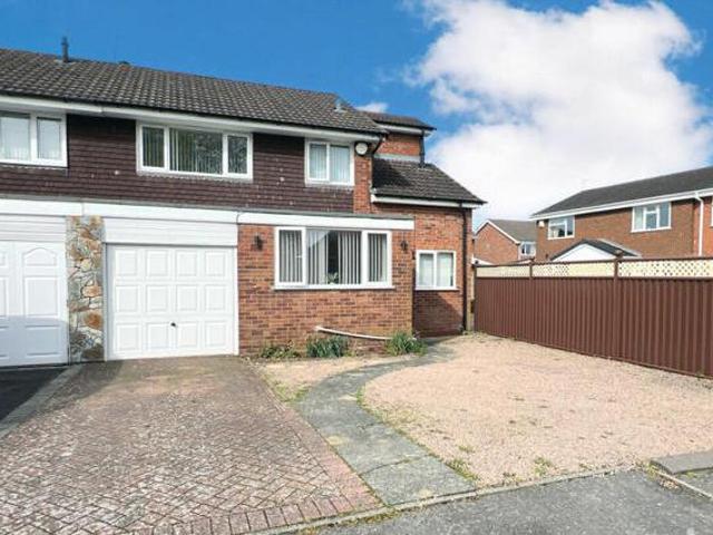 House for sale in Stourbridge, West Midlands