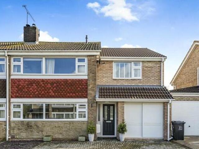 House for sale in Swindon