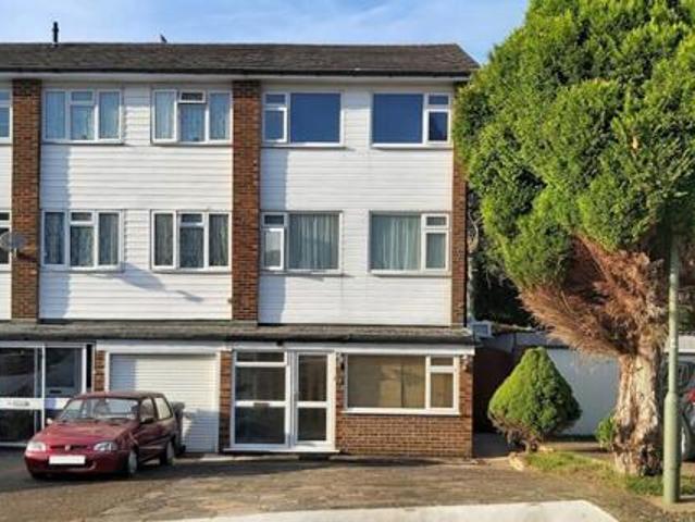 House for sale in Tadworth, Reigate and Banstead
