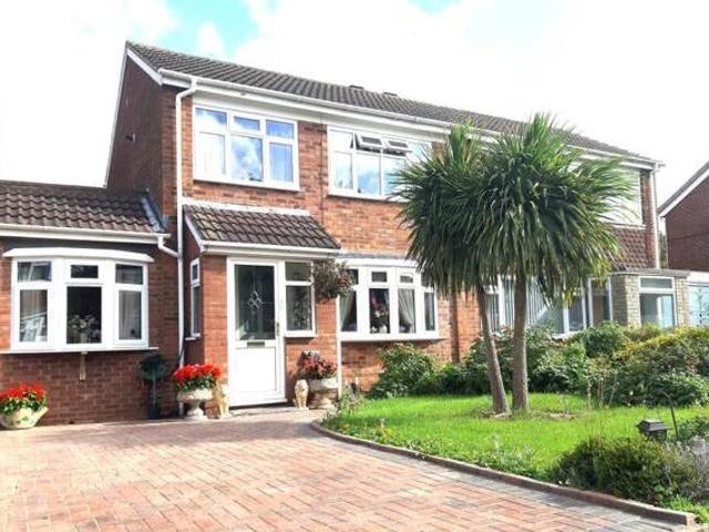 House for sale in Leyfields, Kettlebrook