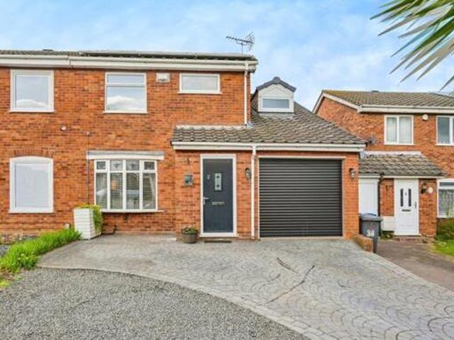 House for sale in Kettlebrook, Staffordshire