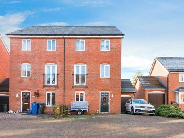 House for sale in Kettlebrook, Staffordshire
