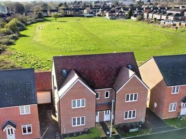 House for sale in Thatcham, West Berkshire