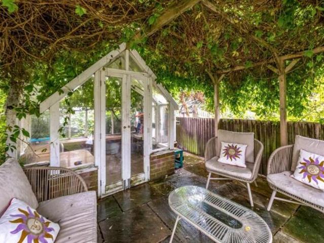 Farm for sale in Brighton & Hove