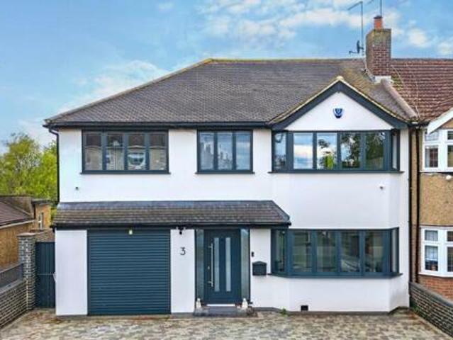 House for sale in Epping
