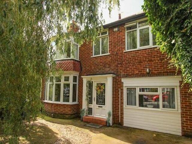 House for sale in Wheatley, South Yorkshire